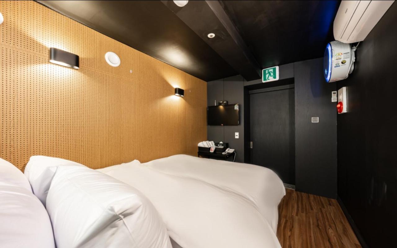 Shinchon Wol Hotel Seoul Eksteriør bilde